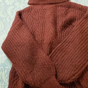 XL Maroon cable knit sweater